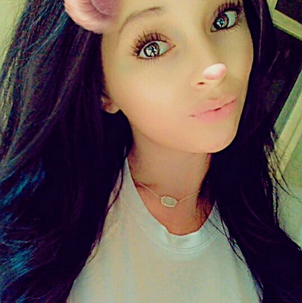 Meet your Posher, Brenda